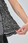 hip-lenght t-shirt, soft and asymmetrical in treated polyester net - COMME des GARÇONS - COMME des GARÇONS 