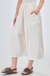 short and wide trousers of lightweight washed cotton canvas - MANUELLE GUIBAL 