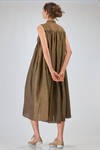 under-the-knee dress, wide, of washed overdyed viscose and linen shantung - UMA WANG 